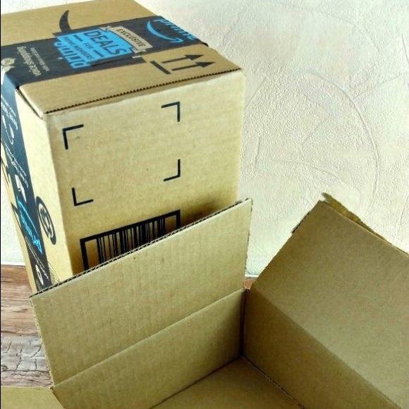 🌎 Proudly reuse materials for shipping ♻️ - Picture 5 of 5